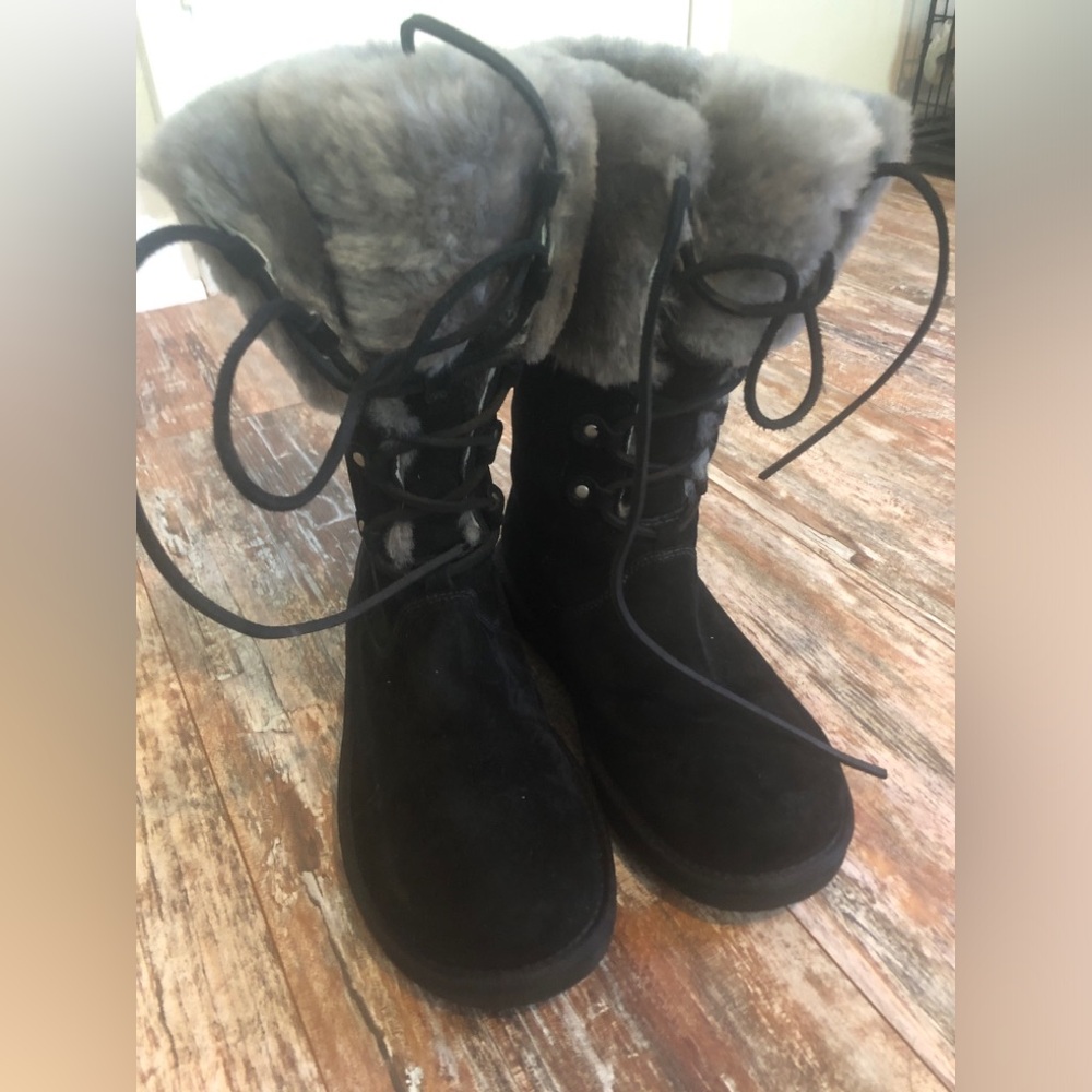 UGG Black Winter Boots with Gray Fur